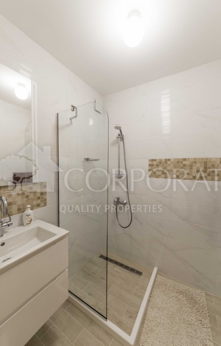 Two bedroom For rent, Оборище, 118 sq.m.