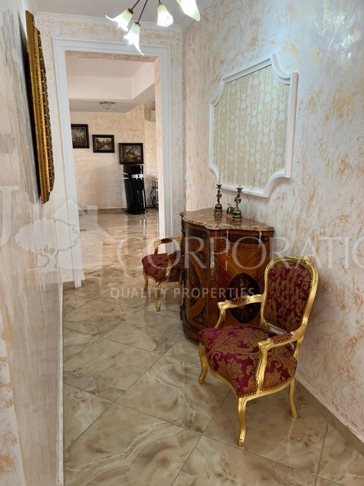 Multi bedroom For sale, 210 sq.m.