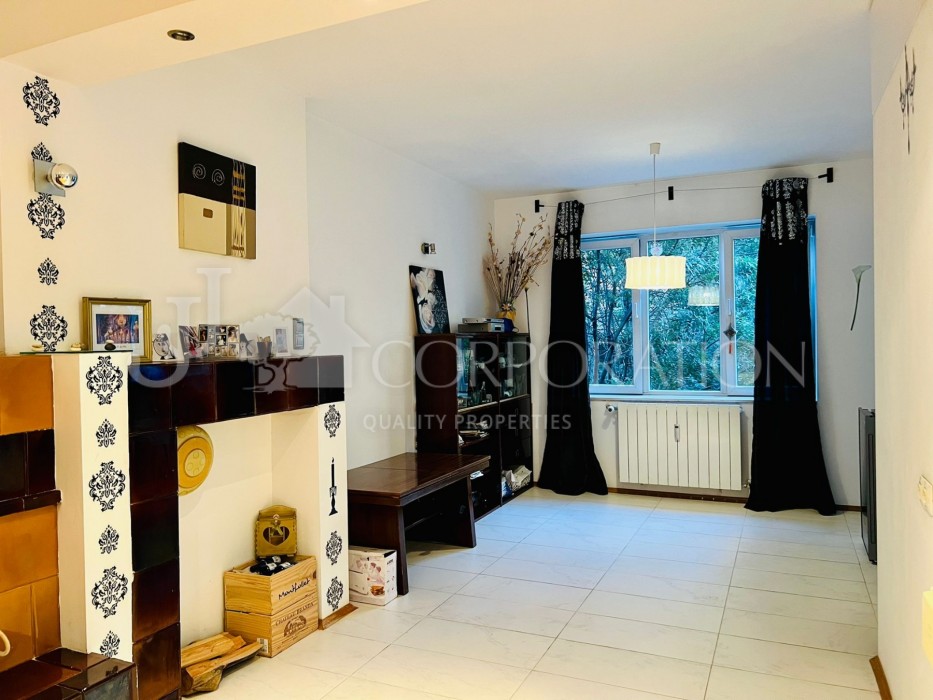 Two bedroom For sale, Център, 72 sq.m.