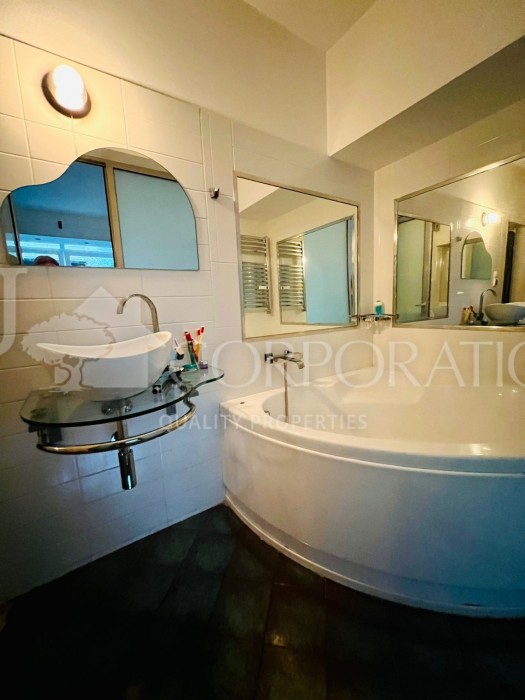 Two bedroom For sale, Център, 72 sq.m.