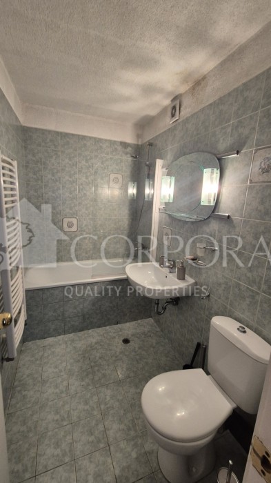 Two bedroom For rent, Център, 111 sq.m.