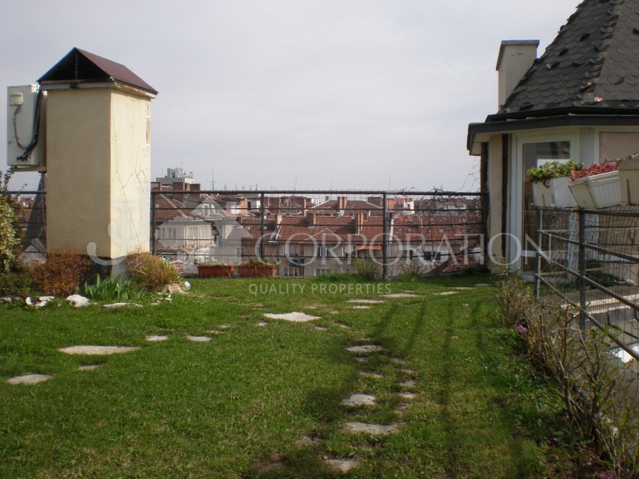 Two bedroom For rent, Център, 111 sq.m.