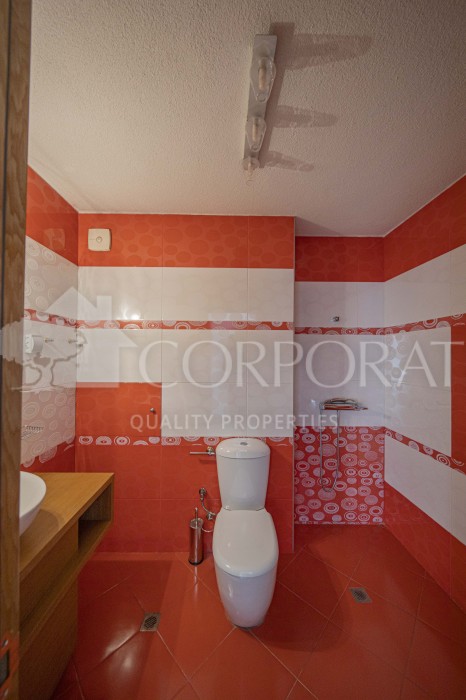 Office For rent, Кръстова вада, 220 sq.m.
