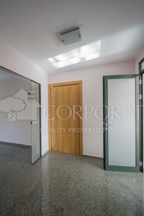 Office For rent, Кръстова вада, 220 sq.m.