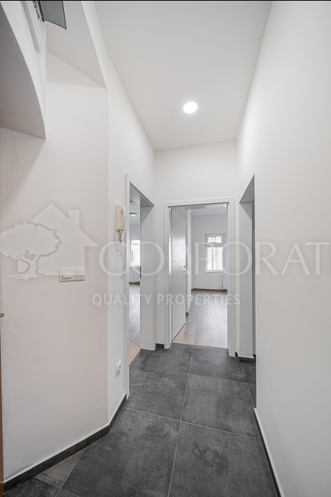 Two bedroom For sale, Център, 62 sq.m.