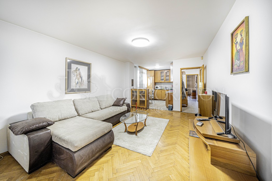 Two bedroom For rent, Център, 98 sq.m.