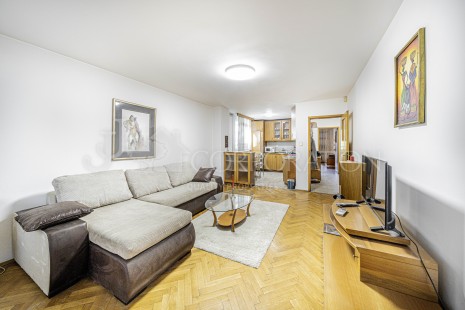 Two bedroom For rent, Център, 98 sq.m.