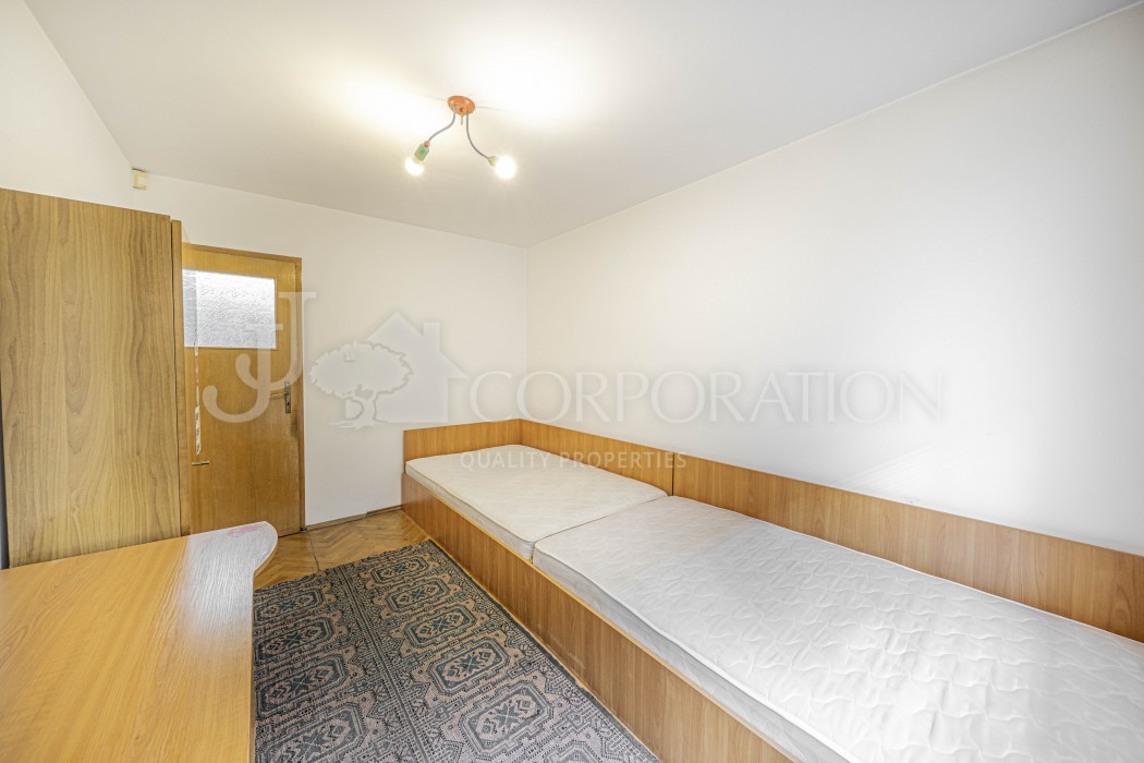 Two bedroom For rent, Център, 98 sq.m.