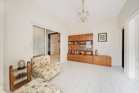 Two bedroom For rent, Център, 100 sq.m.
