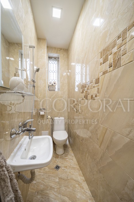 Two bedroom For rent, Център, 100 sq.m.