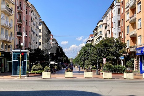 one bedroom For rent, Център, 50 sq.m.