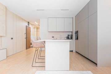 Two bedroom For sale, Кръстова вада, 123 sq.m.