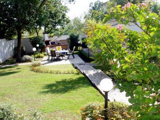 House For sale, 613 sq.m.