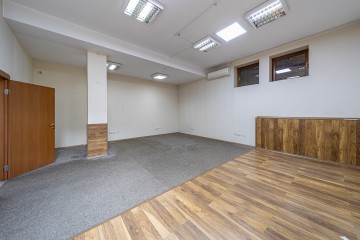 Офис под наем, Център, 570 кв. м.