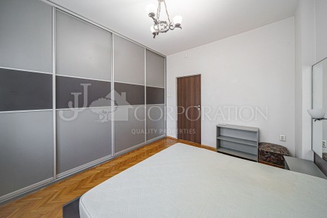 3-стаен под наем, Център, 105 кв. м.