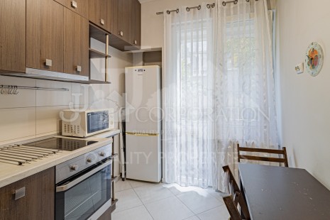 3-стаен под наем, Център, 105 кв. м.